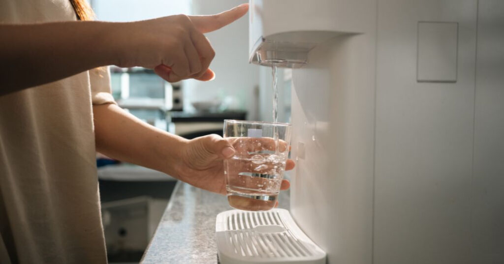 Conserto de Purificador de Água em Maringá | Assistência Perto de Mim agua sem controle de temperatura