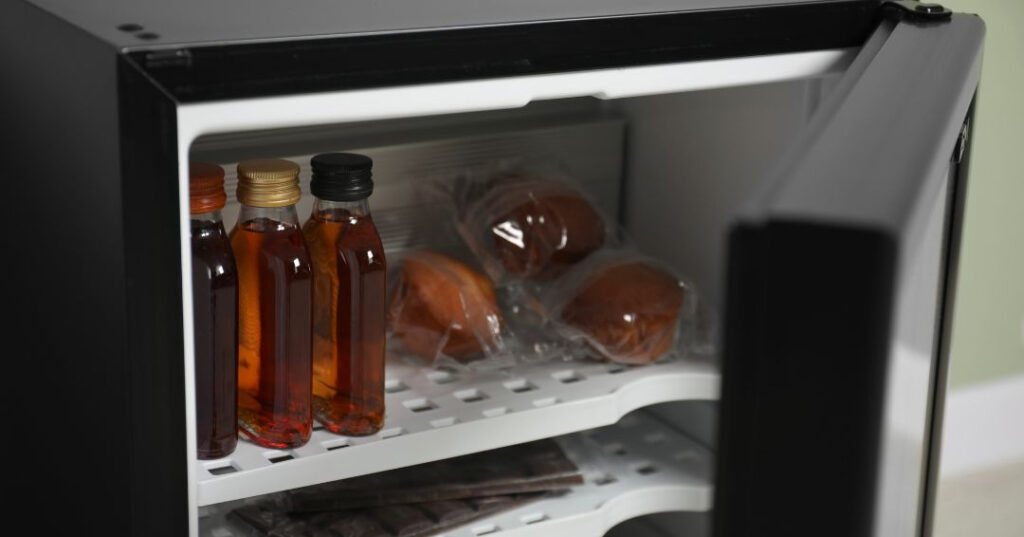 Conserto de Frigobar em Maringá | Assistência Perto de Mim temperatura desregulada